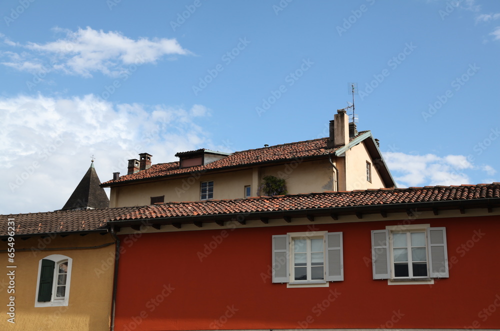 Les toits de Cannobio.