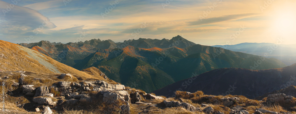 Panoramiczny krajobraz polskich Tatr