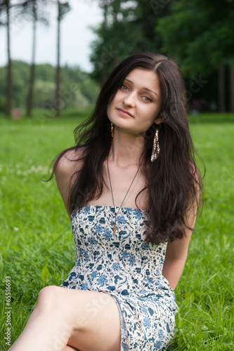 Young girl relaxing in Park