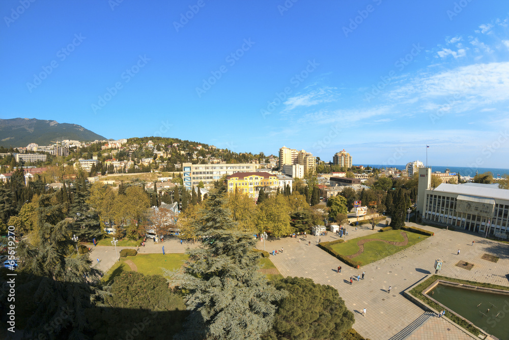 Yalta city square