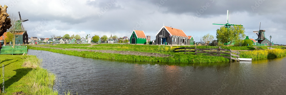 Les moulins de Zaanse Schans en Hollande Les moulins de Zaanse Schans en Hollande