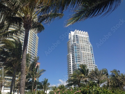 Miami beach hotels © TravelTelly