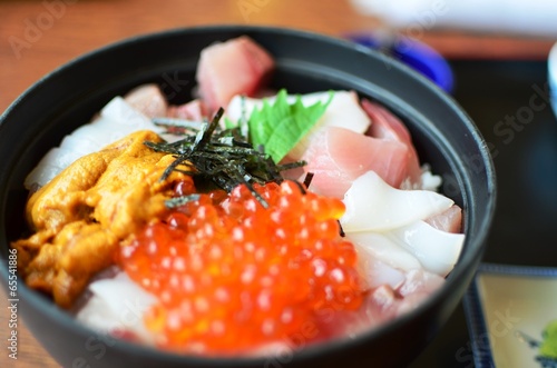 海鮮丼