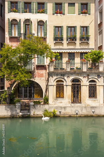 old riverfront house treviso © petejeff