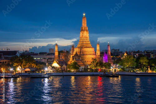 Wat Arun Temple in sunset in Bangkok Thailand