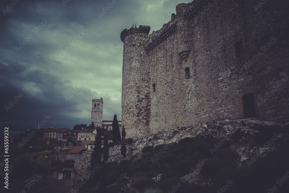 Fototapeta premium Stronghold, Medieval castle, spain architecture