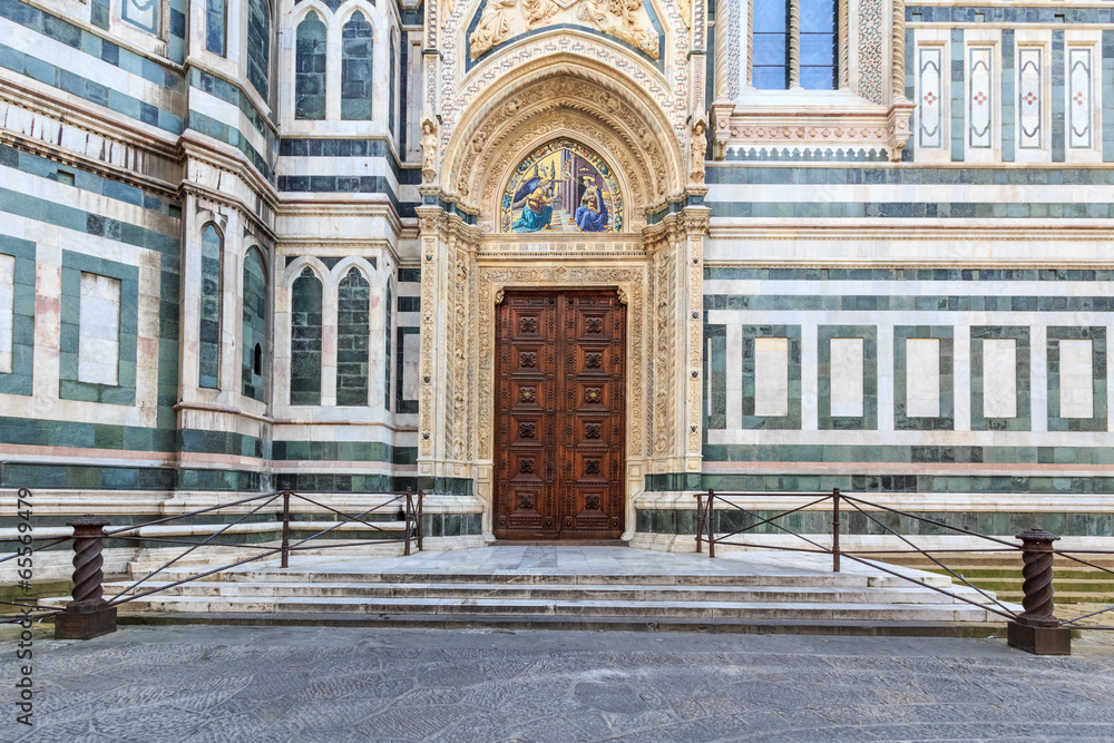 Side entrance of the Dome in Florence