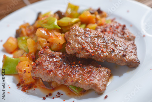 Adana kofte with vegetables