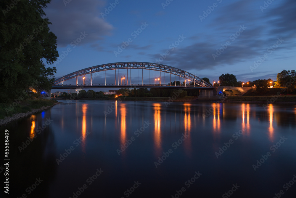 Magdeburg - Sternbrücke bei Nacht