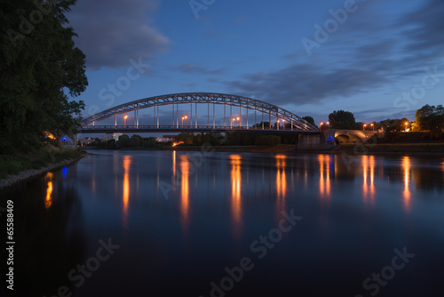 Magdeburg - Sternbrücke bei Nacht © mzieschang