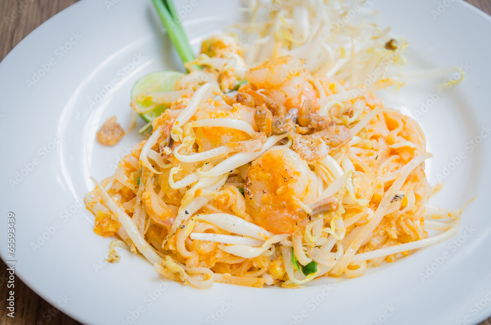 Pad thai Pad thai