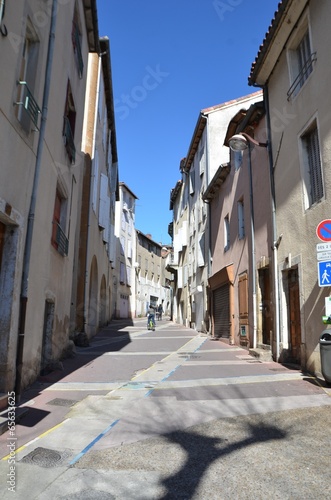 Rue pittoresque de Millau, Aveyron  photo