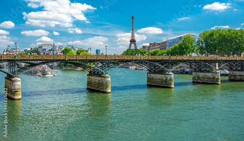 Pont des arts à Paris