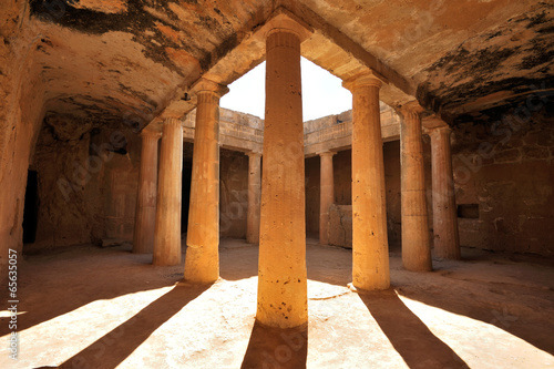 Tombeaux des Rois «Tombs of the Kings» à Paphos photo