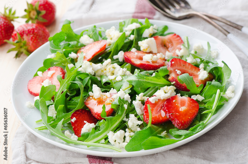 Strawberry with Rocket salad Strawberry with Rocket salad