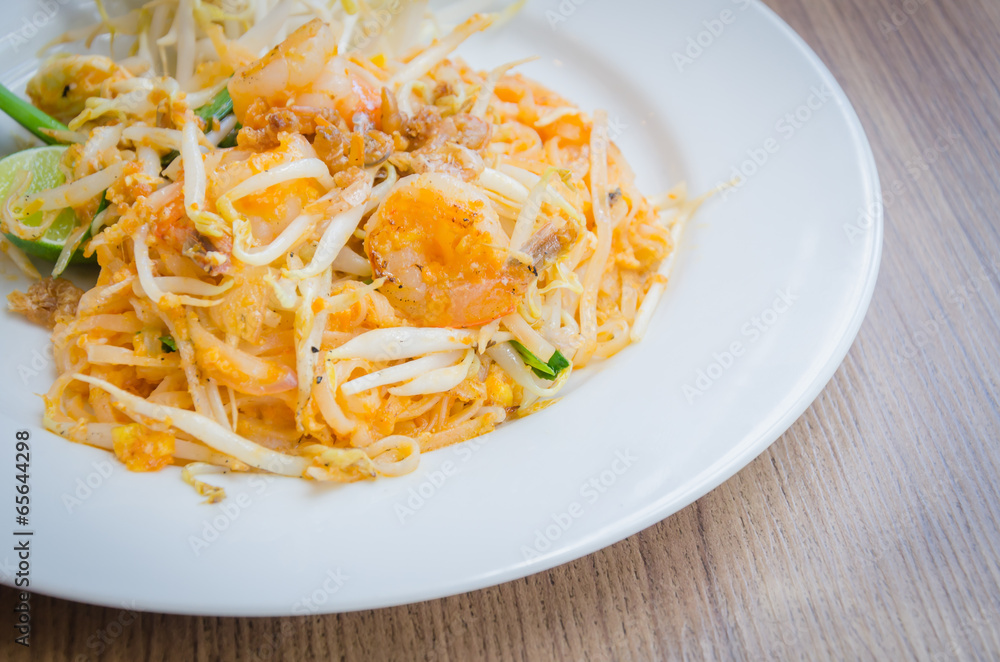 Pad thai Pad thai