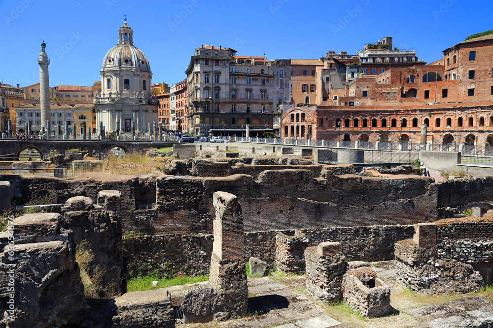 Fototapeta premium Roman ruins in Rome, Forum