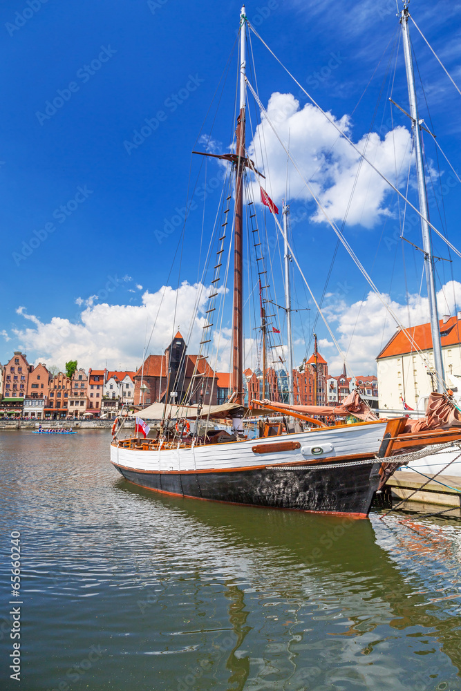 Fototapeta premium Sailboat at marina on Motlawa river in Gdansk, Poland