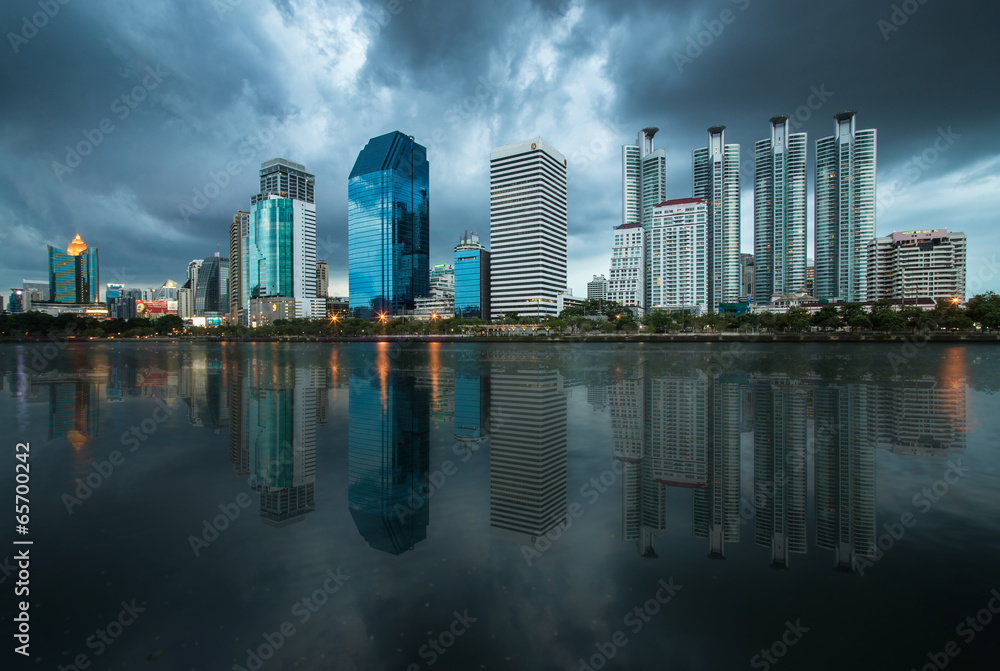 Fototapeta premium Building with Reflection in Bangkok, Thailand