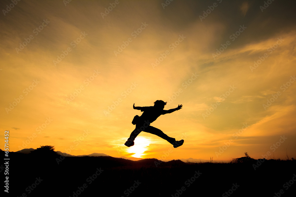 silhouetter jump silhouetter jump