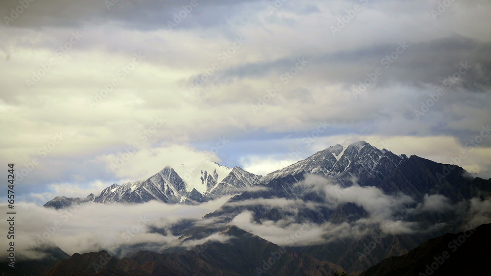 snow mountain clouds timelapse snow mountain clouds timelapse