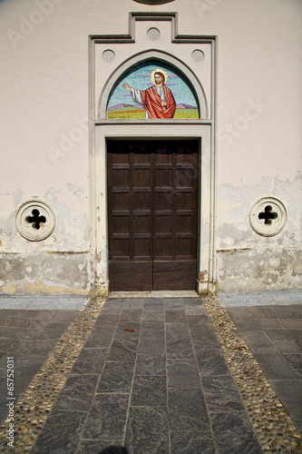 brass brown knocker  abbiate   italy photo