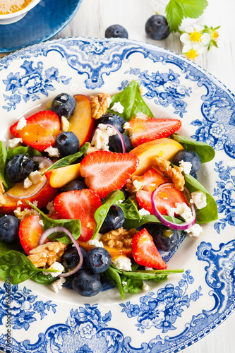 Spinach and Fruit Salad