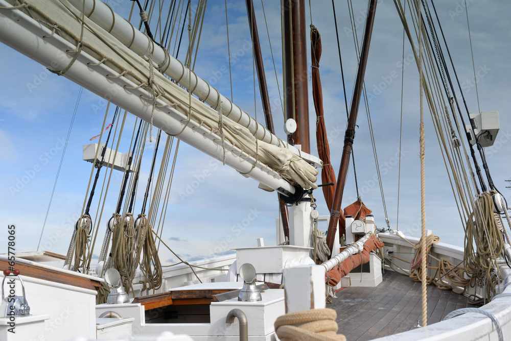 Obraz premium voilier traditionnel