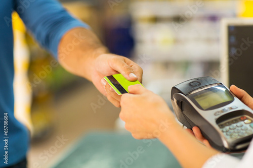 customer paying with credit card