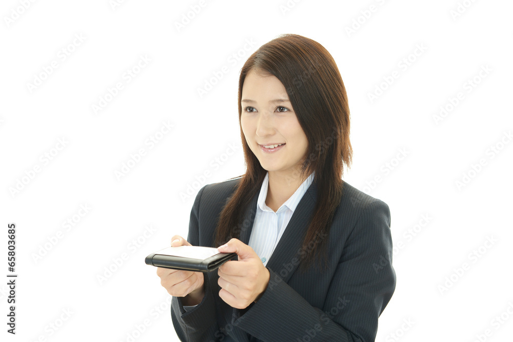 名刺交換をする女性 名刺交換をする女性