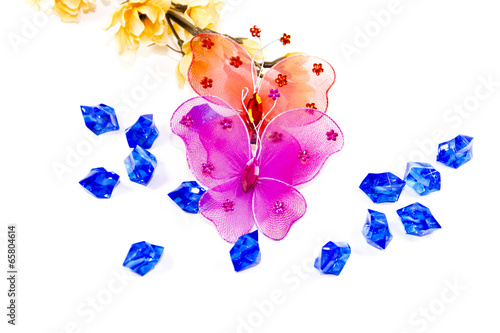 Schmetterlinge mit Blauen Steinen