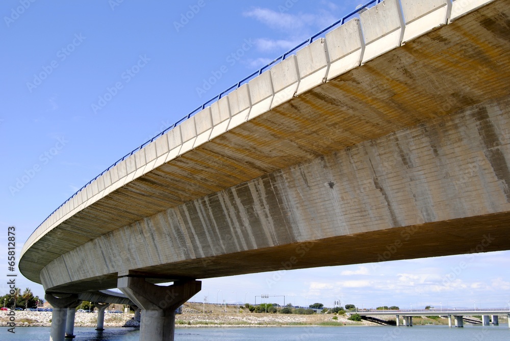 Obraz premium Puente autovìa