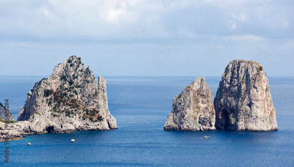 Fototapeta premium Faraglioni, famous giant rocks, Capri island