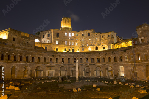 Roma di notte, Mercati Traianei photo