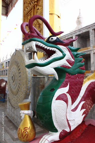 the dragon statue