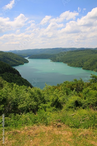 Lac de Vouglans, Jura photo