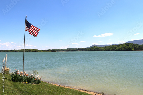 Fototapeta Naklejka Na Ścianę i Meble -  Douglas lake