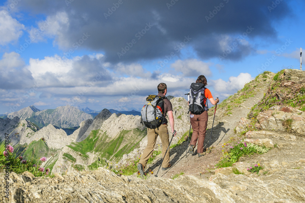 Fototapeta premium Wandern im Hochgebirge