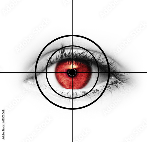 Rotes Auge im Visier