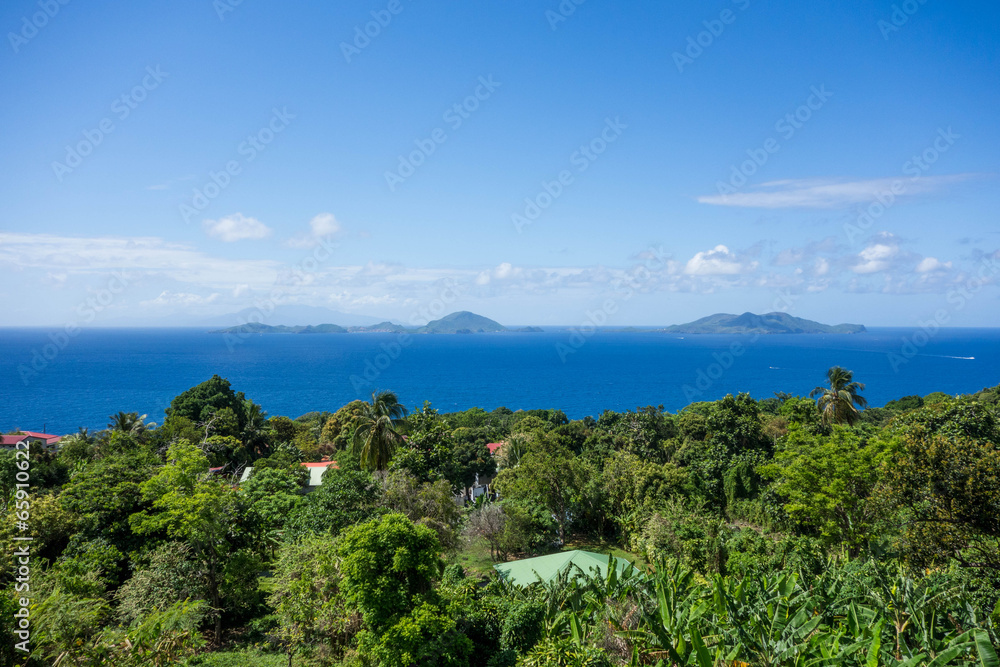 Les Saintes vues depuis Trois Rivières, en Guadeloupe