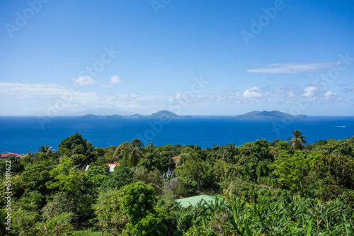 Les Saintes vues depuis Trois Rivières, en Guadeloupe