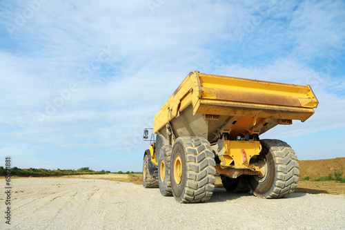 Muldenkipper LKW Baufahrzeug