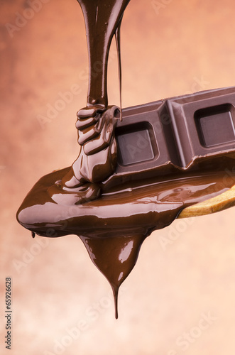 Fotografie barretta di cioccolato fuso