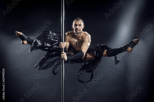 Poledance