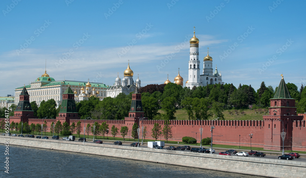 Moscow, Russia. The Grand Kremlin Palace and Kremlin wall