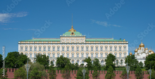 Moscow, Russia. The Grand Kremlin Palace and Kremlin wall Fototapet