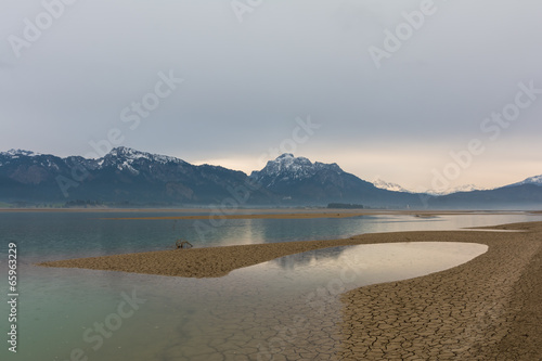 Morgendämmerung am Forggensee im Ostallgäu