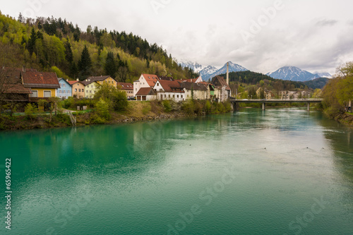 Alpen und Fluss Lech in Füssen im Ostallgäu