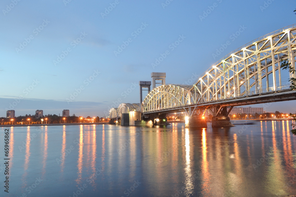 Fototapeta premium Finland Railway Bridge at night