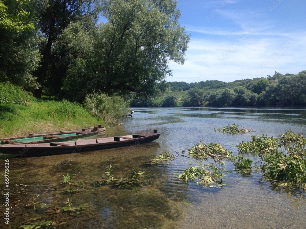 Obraz premium boats on the river